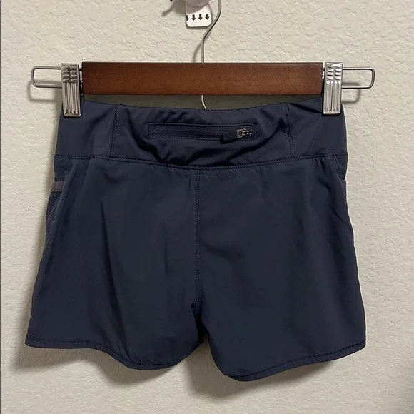 Athleta Navy Girl’s Record Breaker 3” Short - Picture 2 of 3